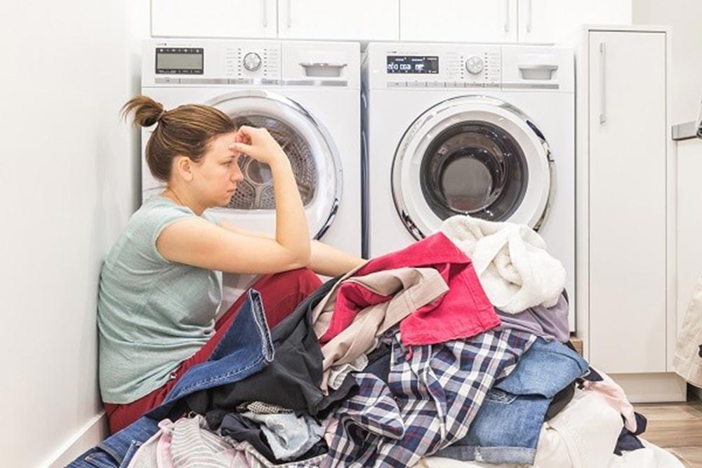 علت تخلیه نکردن آب در ماشین لباسشویی اسنوا